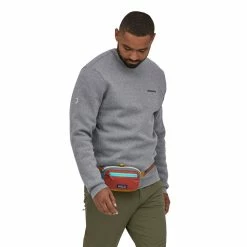 Outlet ✔️ Patagonia Ultralight Black Hole Mini Hip Pack ???? 27 Outlet ✔️ Patagonia Ultralight Black Hole Mini Hip Pack ???? -KAVU Shop WBF22 49447 PWCA JB1 rsz 32284.1664473661
